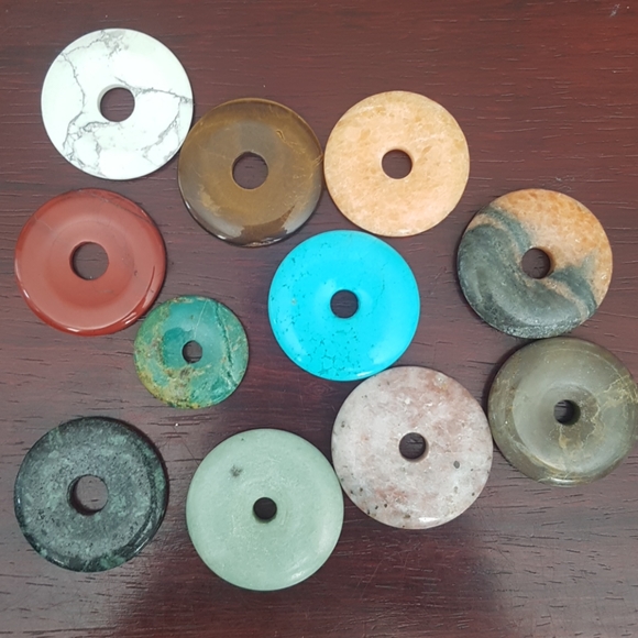 Hand Crafted Other - 11 Different Circular Healing Stones